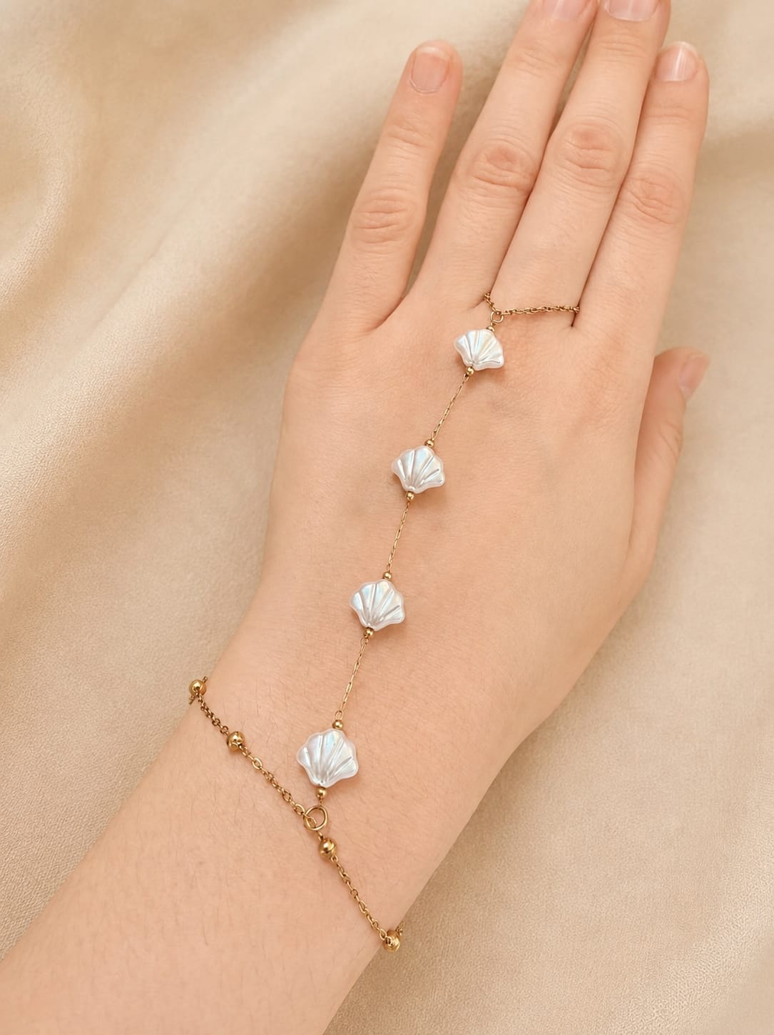 White Sea shell hand chain