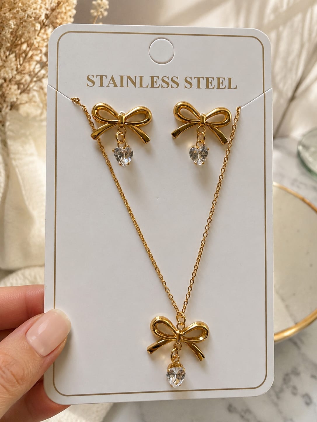 Bow Earing and Necklace Set