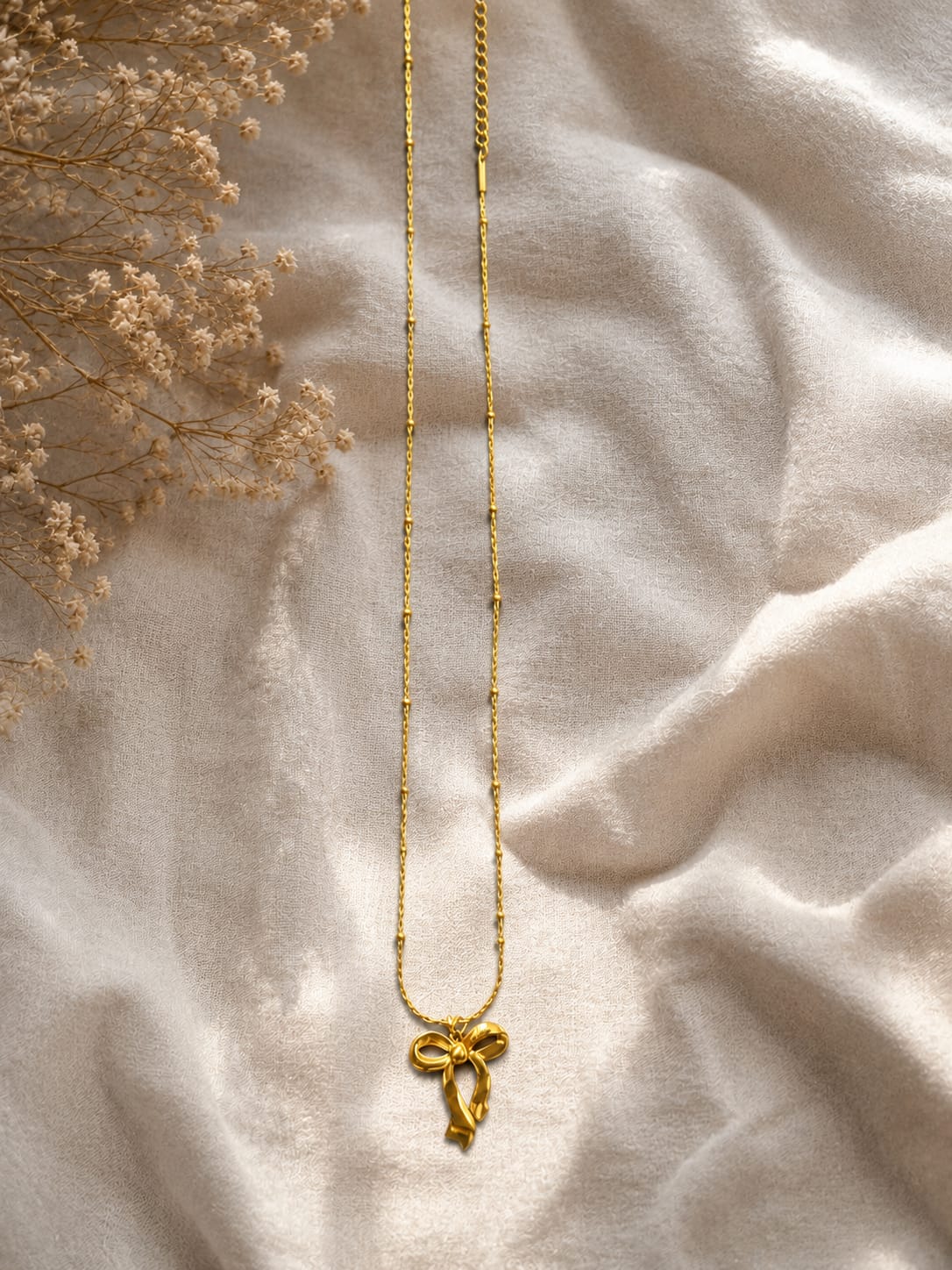 Bow Chain Pendent