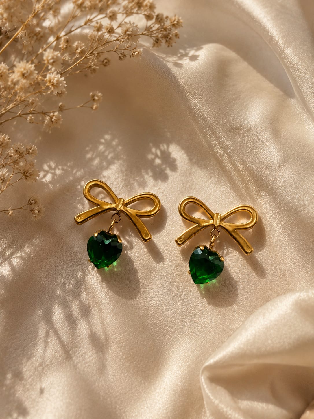 Bow Green Heart Studs