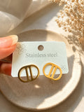 CD Studs